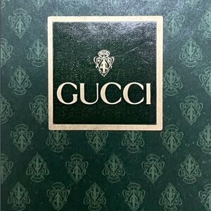 UCCI VINTAGE AUTHENTIC KEY RING FOB IN ORGINAL BOX MADE IN ITALY 5” Long